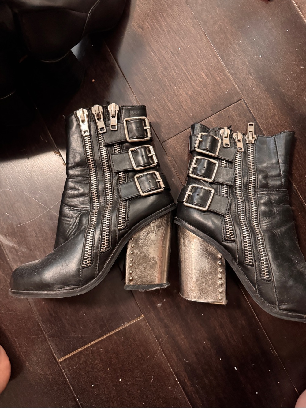 Vintage Nasty circa 2015 Leather Buckle & Double Zipper Metallic boot